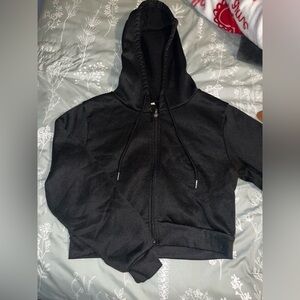 Black Crop Top Sweater